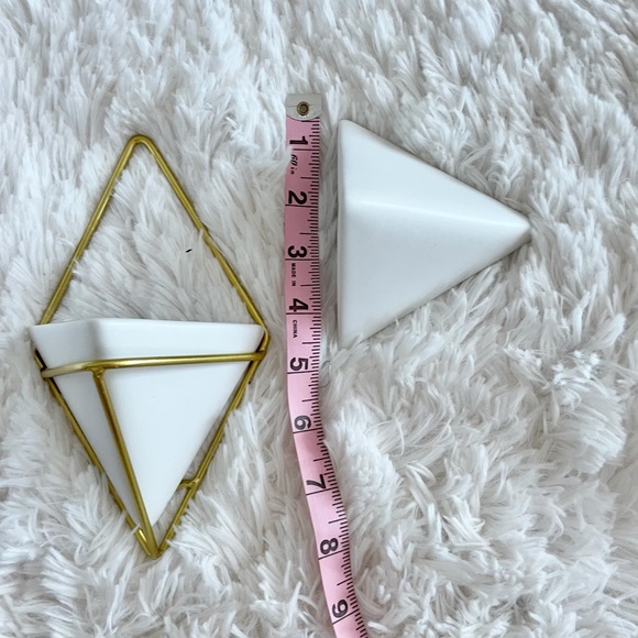 California Home Goods Geometric Wall Planter Small Set of 2 - Picture 3 of 14